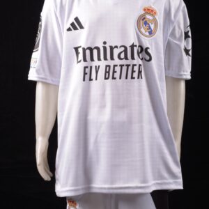 REAL MADRID LOCAL NIÑO